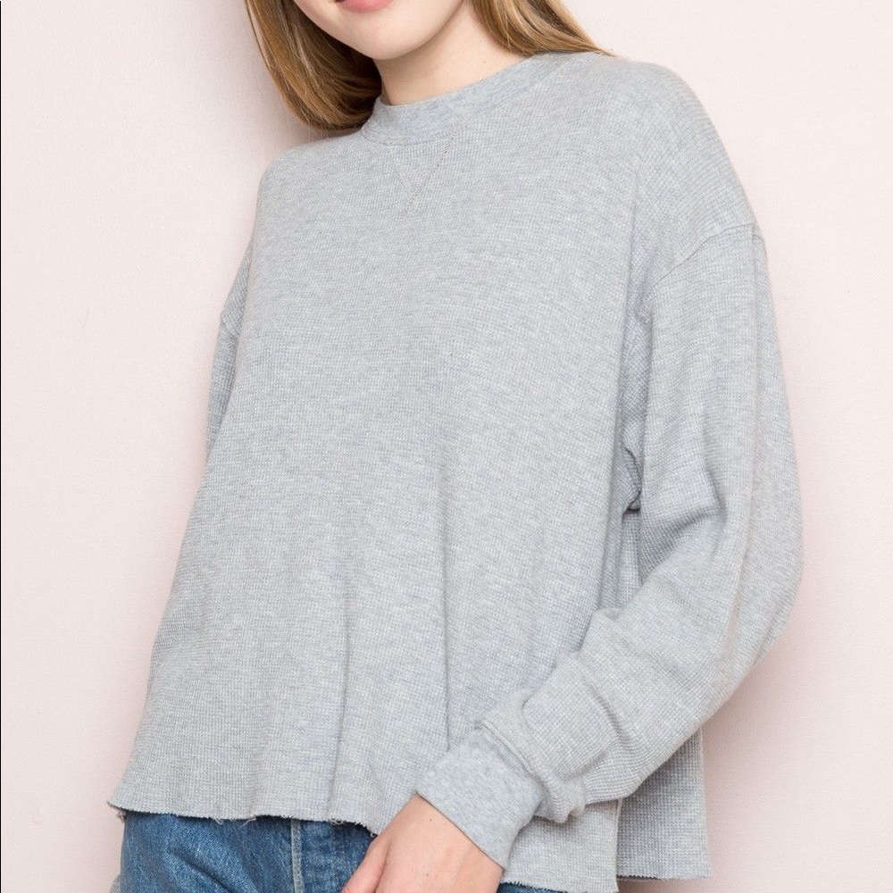 Brandy Melville laila gray oversized long sleeve thermal
